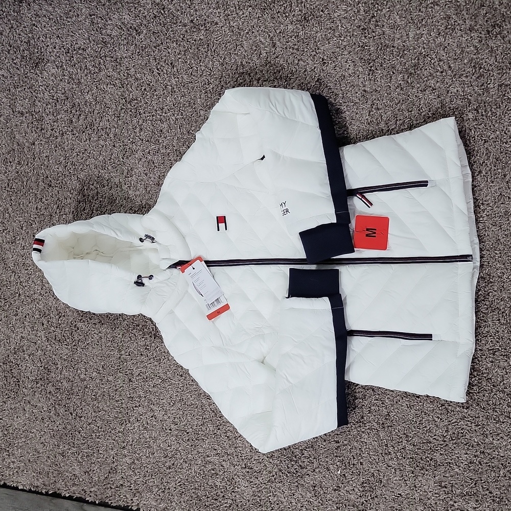 **NWT** Tommy Hilfiger Puffet Coat